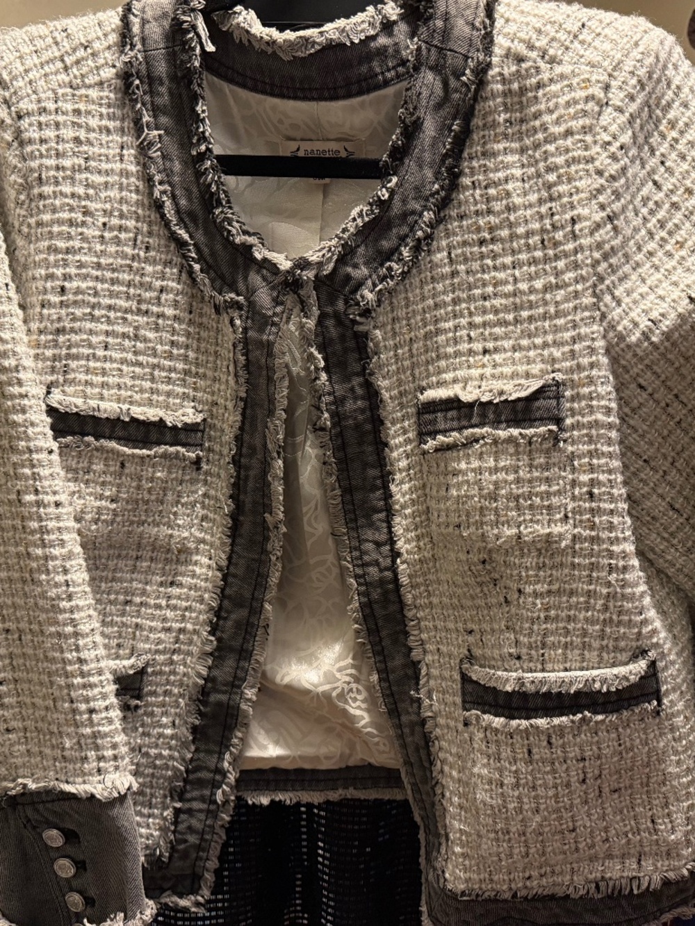 Beautiful jacket, size large, Off white, grey denim trim, Nanette